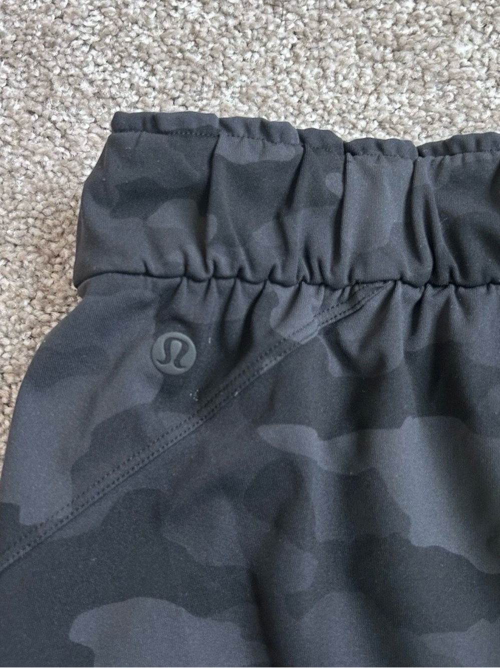 Lululemon Stretch High-Rise Jogger 8 Heritage 365 Camo Deep Coal Multi Luxtreme - Picture 11 of 11